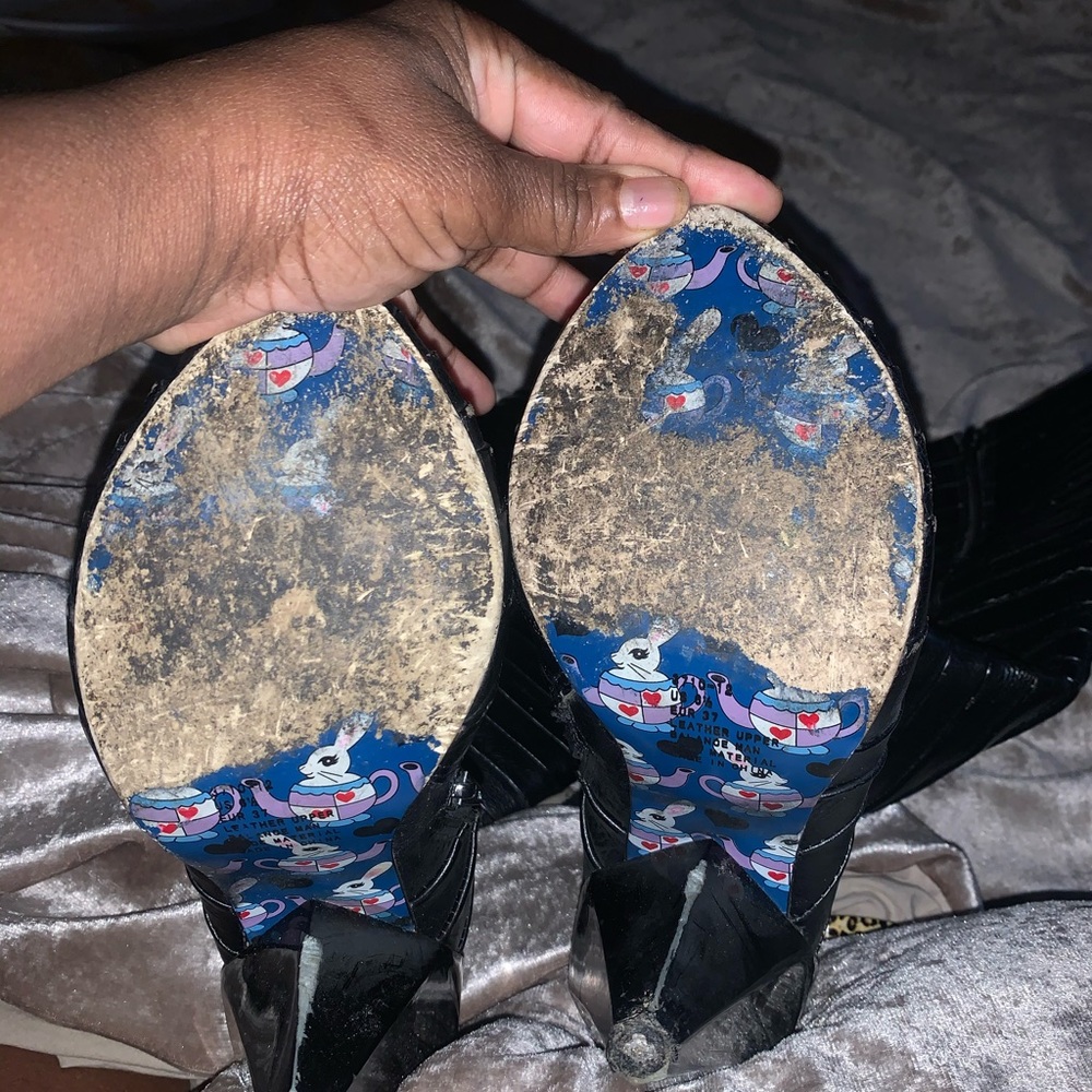 Boots - Picture 6 of 8